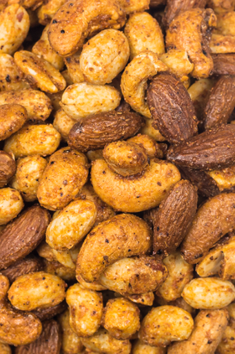 BELAZU Rose Harissa Nut Mix bag