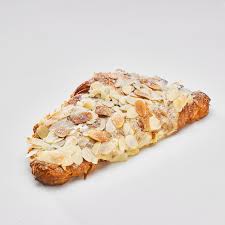 BAKERY Fresh Almond Croissant